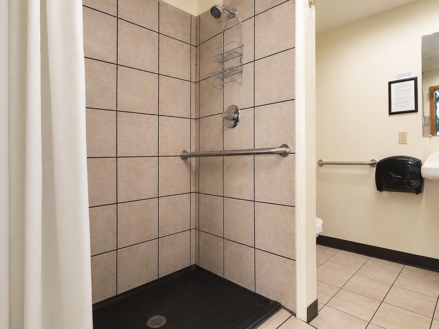 Amenities 18 shower